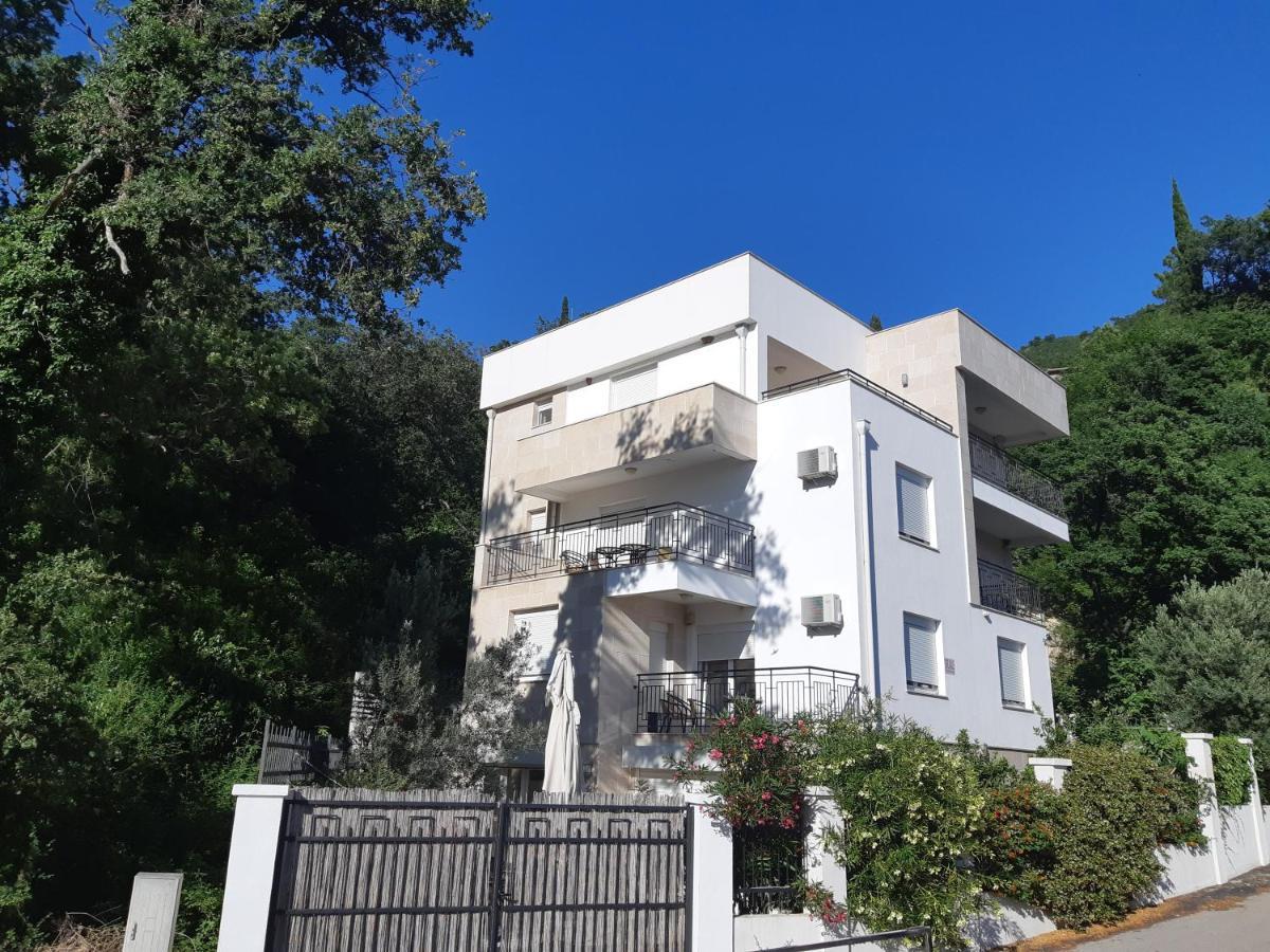 Apartments Villa Simonovic Petrovac Exterior foto
