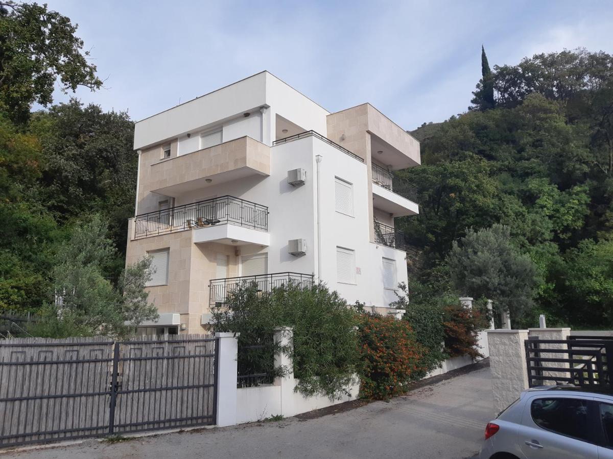 Apartments Villa Simonovic Petrovac Exterior foto